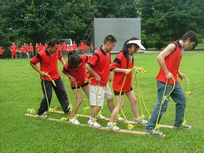 广州三百洞基地户外拓展、广州长隆乐园、珠江夜游观光休闲度假两天培训方案_广州拓展训练